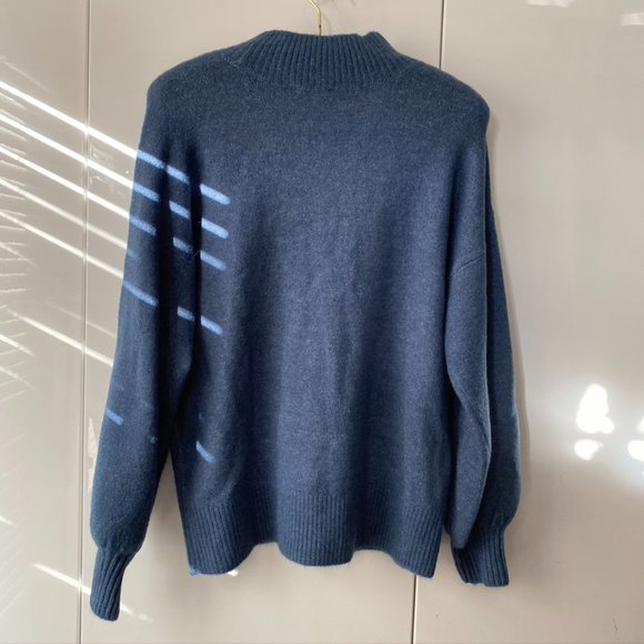 ✨New Vince Camuto Mutton Sleeve Mockneck Sweater LP - Picture 8 of 9